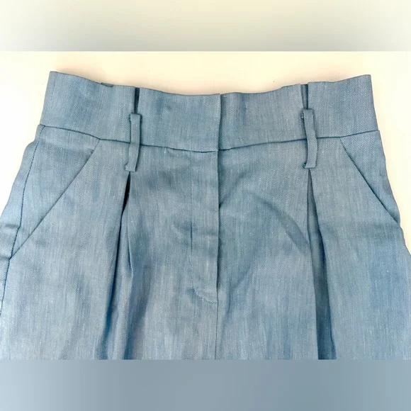Veronica Beard Ashford High-Waist Pleated Shorts in Lake Blue, Size 4 - Picture 4 of 8